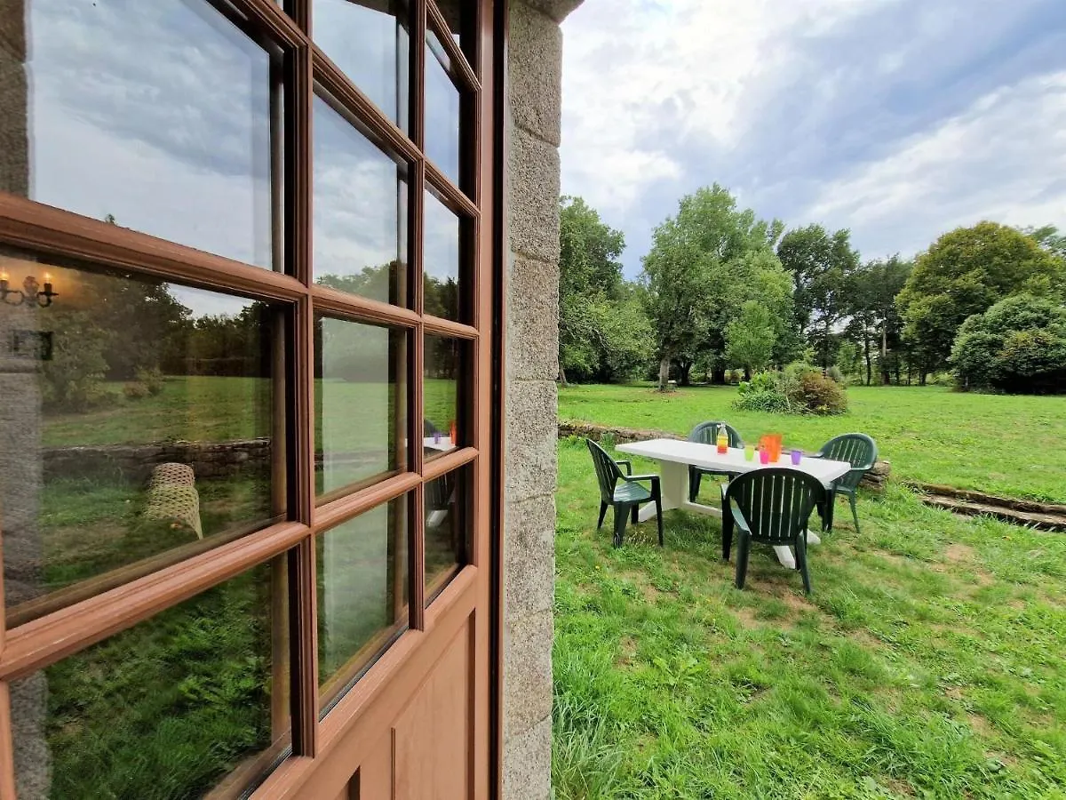 Holiday home Semi-Detached House In The Castle Park, Benodet Villa France
